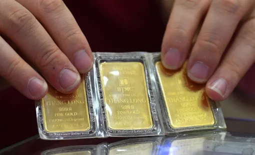 Giá vàng SJC đồng loạt giảm theo thế giới