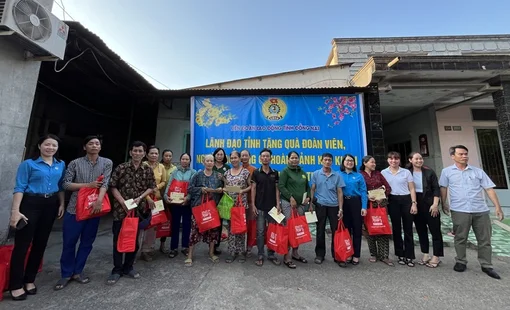 Nestlé Việt Nam tặng gần 6.000 phần quà cho các gia đình có hoàn cảnh khó khăn nhân dịp Tết Nguyên đán