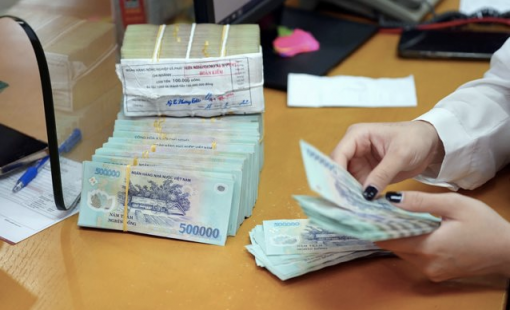 Một loạt doanh nghiệp địa ốc bị dừng làm thủ tục hải quan do nợ thuế