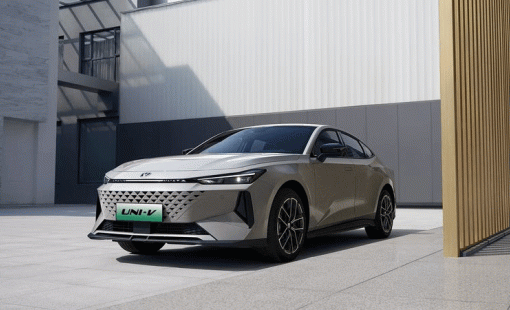 "Ông trùm" xe tải tại Việt Nam sắp ra mắt siêu phẩm sedan đối đầu Honda Civic: ăn xăng 1,6 lít/100 km, giá bán chỉ từ 373 triệu đồng