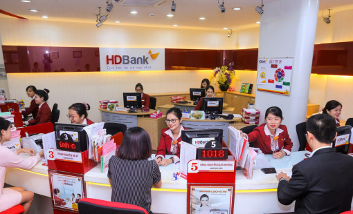 Bloomberg: HDBank lên kế hoạch huy động 500 triệu USD từ bán cổ phần