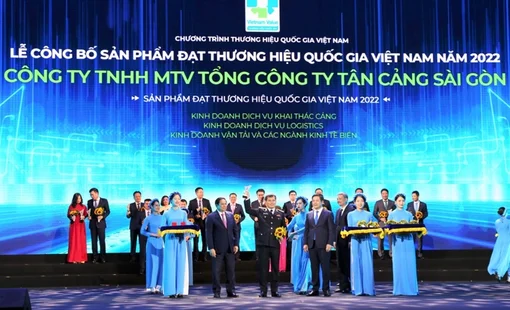 Tân Cảng Sài Gòn hành trình 35 năm vươn tầm thế giới