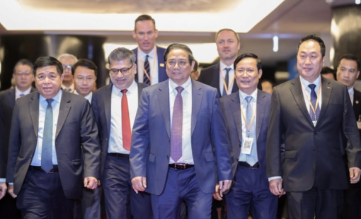 Thủ tướng kêu gọi các doanh nghiệp FDI đồng hành cùng Việt Nam thực hiện chuyển đổi xanh