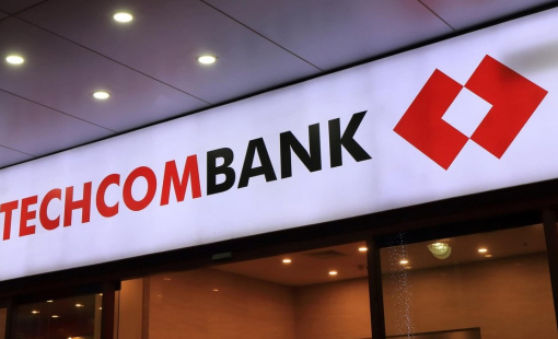 Techcombank lên kế hoạch chi cổ tức 15% bằng tiền, thưởng cổ phiếu 100%