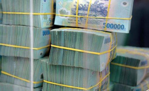 Lãi suất liên ngân hàng quay đầu giảm mạnh