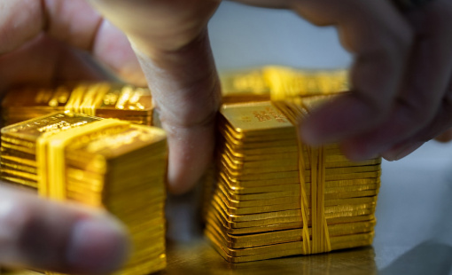 Hạ giá đặt cọc đấu thầu vàng miếng xuống 80,7 triệu đồng/lượng