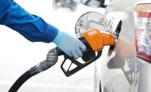 Giá xăng E5 RON 92 tăng 3 lần liên tiếp, gần chạm mốc 24.000 đồng/lít