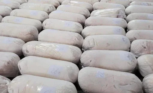 Hàng trăm nghìn tấn thịt ngoại tràn vào Việt Nam từ đầu năm - Giá nhập khẩu chỉ 55,000 đồng/kg, nhiều nhất từ quốc gia này