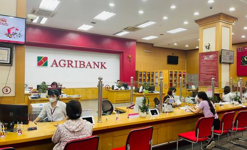 Một “ông lớn” ngân hàng hạ kế hoạch lợi nhuận năm 2024