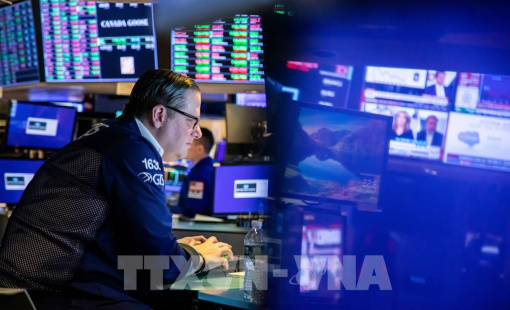 Chứng khoán thế giới chìm trong sắc đỏ do thiếu định hướng, nhà đầu tư chờ đợi dữ liệu lạm phát của Mỹ