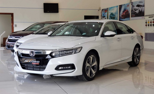 Honda giảm giá mạnh loạt xe ô tô, có mẫu giảm 220 triệu đồng