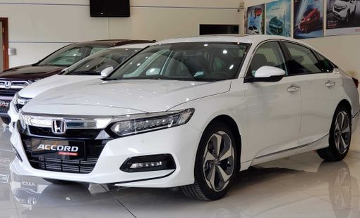 Honda giảm giá mạnh loạt xe ô tô, có mẫu giảm 220 triệu đồng