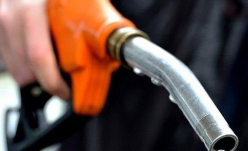 Giá xăng dầu đồng loạt tăng mạnh hôm nay 27/6, RON 95 vượt 23.000 đồng/lít