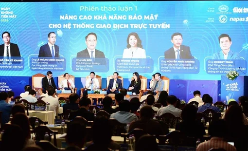99% doanh nghiệp giao dịch nộp thuế điện tử, ngành thuế thanh lý hết xe chở tiền