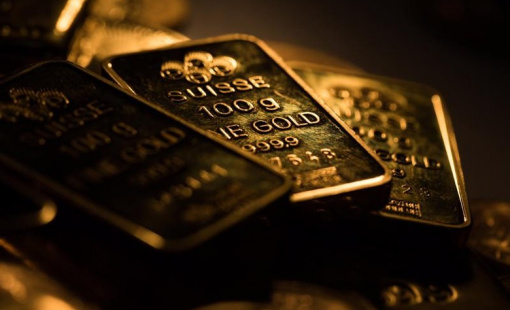 Giá vàng thế giới cao nhất 2 tuần, trong nước "lao dốc" đến khi nào?