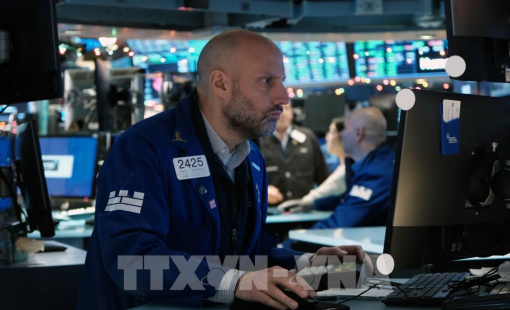 Các chỉ số chứng khoán Mỹ tiếp tục thiết lập các kỷ lục mới