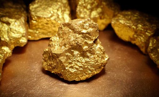 Giá vàng tăng "phi mã", phá vỡ mốc 2.400 USD/ounce
