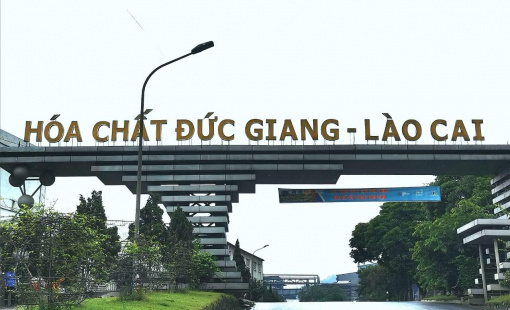 Hóa Chất Đức Giang báo lãi 6 tháng đi ngang, có hơn 10.000 tỷ đồng tiền gửi ngân hàng