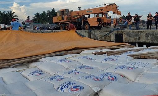 Cắt giảm thuế nhập khẩu gạo có hiệu lực khiến thương nhân Philippines tăng nhận hàng
