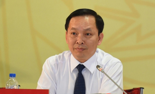 “Cố gắng hoàn thành mục tiêu tăng trưởng tín dụng 15% trong năm nay”