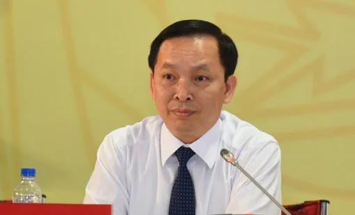 “Cố gắng hoàn thành mục tiêu tăng trưởng tín dụng 15% trong năm nay”