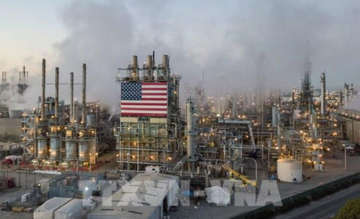 Giá dầu thế giới chấm dứt ba phiên giảm liên tiếp