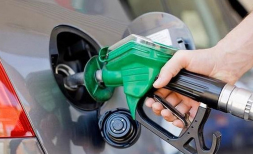 Giá xăng giảm xuống dưới 23.000 đồng/lít từ 15 giờ chiều nay