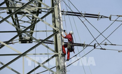 Giá điện bán buôn âm khi năng lượng tái tạo dư thừa