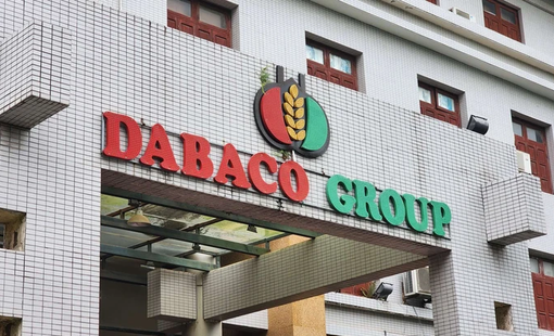 Cổ phiếu DBC giảm sàn trong ngày báo lãi quý II giảm 56%