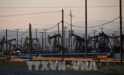 Giá dầu xuống mức thấp nhất 7 tuần do lo ngại nhu cầu tại Trung Quốc giảm