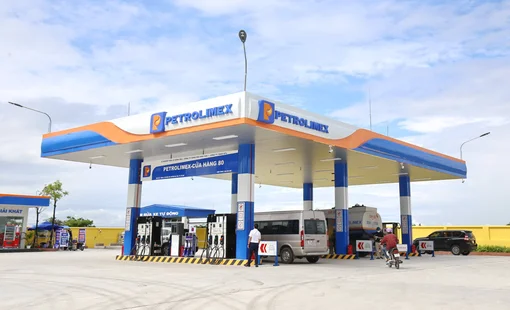 Petrolimex hoàn thành kế hoạch lợi nhuận cả năm sau 6 tháng, mỗi ngày thu 2,8 tỷ đồng lãi tiền gửi