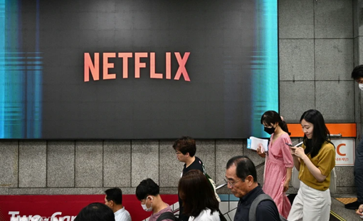 Netflix và các đối thủ khởi động cuộc chiến pháp lý tại Xứ sở Lá phong