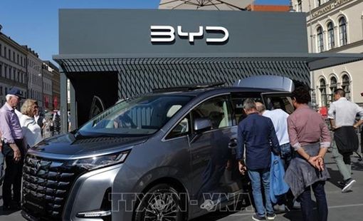 BYD mua lại 20% cổ phần của nhà phân phối ô tô hàng đầu Thái Lan