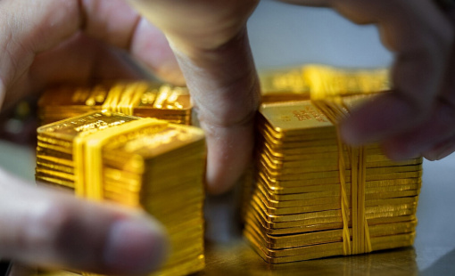 Giá vàng trong nước đi ngang bất chấp vàng thế giới lập kỷ lục