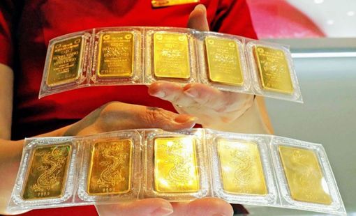 Ngân hàng đầu tiên dừng bán vàng qua website, chuyển qua bán vàng miếng qua app