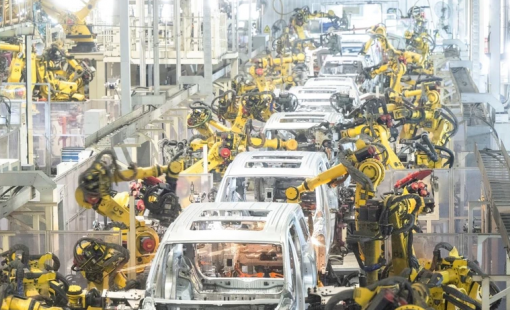 Thủ tướng Canada tuyên bố áp thuế 100% đối với xe điện Trung Quốc