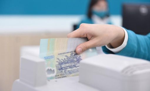 Ngay đầu tháng 8, loạt ngân hàng tăng lãi suất tiết kiệm