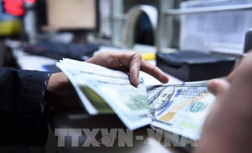 "Cánh cửa" hạ lãi suất để ngỏ