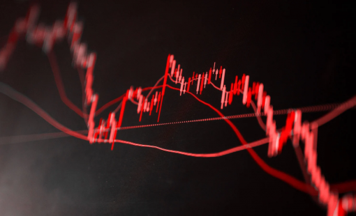 Chiến lược hành động sau cú thủng 1.200 điểm của thị trường: Bắt dao rơi hay hồi là bán?