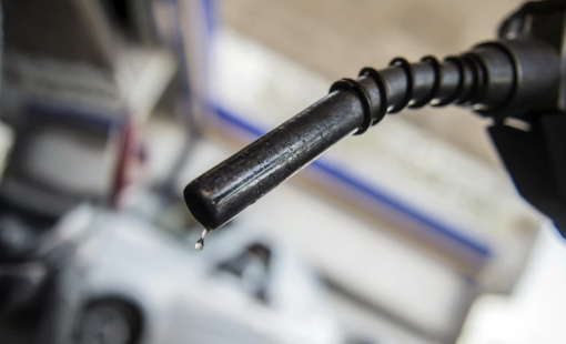 Chiều 6/8, giá dầu và chứng khoán châu Á phục hồi, vàng giảm nhẹ