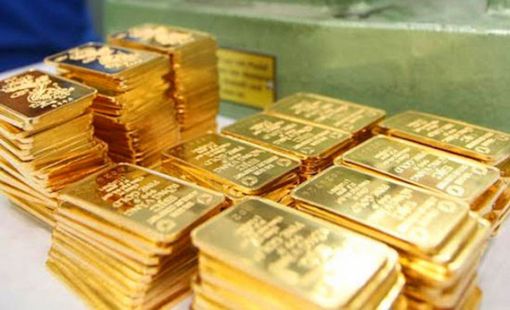 Vàng miếng SJC bất ngờ "bốc hơi" nửa triệu đồng mỗi lượng