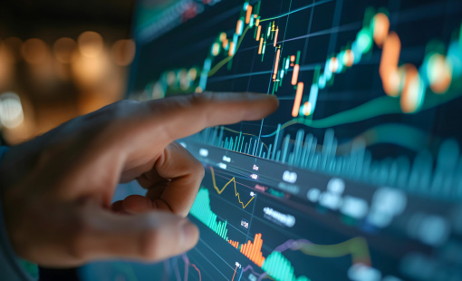 “Áp lực rút vốn từ khối ngoại vẫn tiếp diễn, mối lo margin hiện hữu"