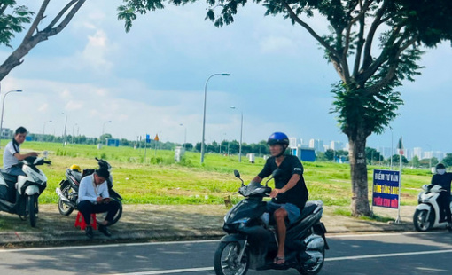 Đất nền phía Nam “bất động” chờ hồ sơ thuế