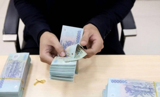 Tiền gửi tại một ngân hàng giảm 25% trong nửa đầu năm 2024