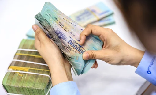 Lãi suất liên ngân hàng giảm mạnh, Ngân hàng Nhà nước hút ròng lượng tiền lớn