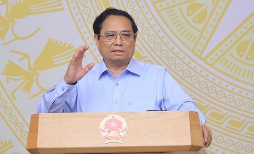 Thủ tướng: Tháo gỡ khó khăn cho doanh nghiệp với tinh thần vướng ở đâu, tháo gỡ ở đó