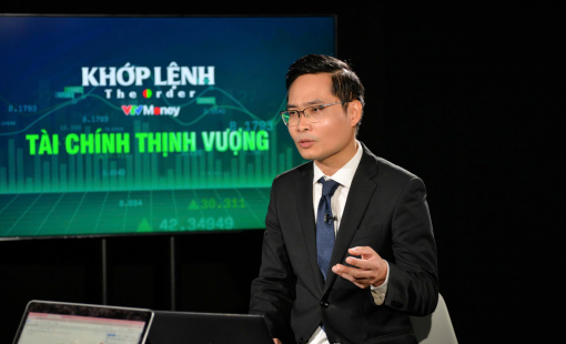 “Thị trường chứng khoán khả năng sẽ lình xình trong 3-6 tháng tới, chưa thể có uptrend thế kỷ ngay”