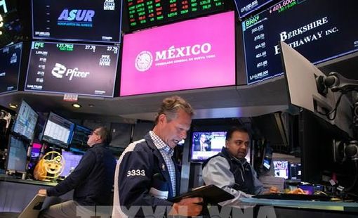 Chỉ số chứng khoán S&P 500 chốt phiên 26/9 ở mức cao kỷ lục