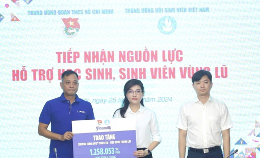 Cộng đồng góp 1, Vinamilk góp thêm 1 để nhân đôi hỗ trợ cho học sinh các tỉnh gặp thiên tai