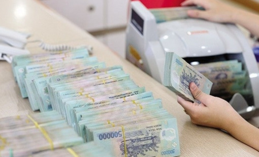 Nhiều ngân hàng bị kiểm soát đặc biệt tăng lãi suất tiết kiệm lên cao hàng đầu hệ thống